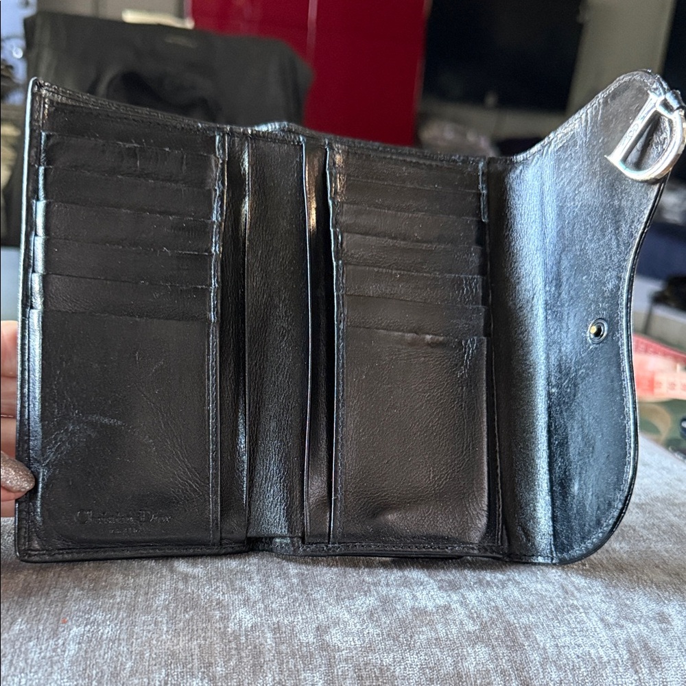 Dior Black Leather Wallet with Silver Logo - Picture 4 of 16